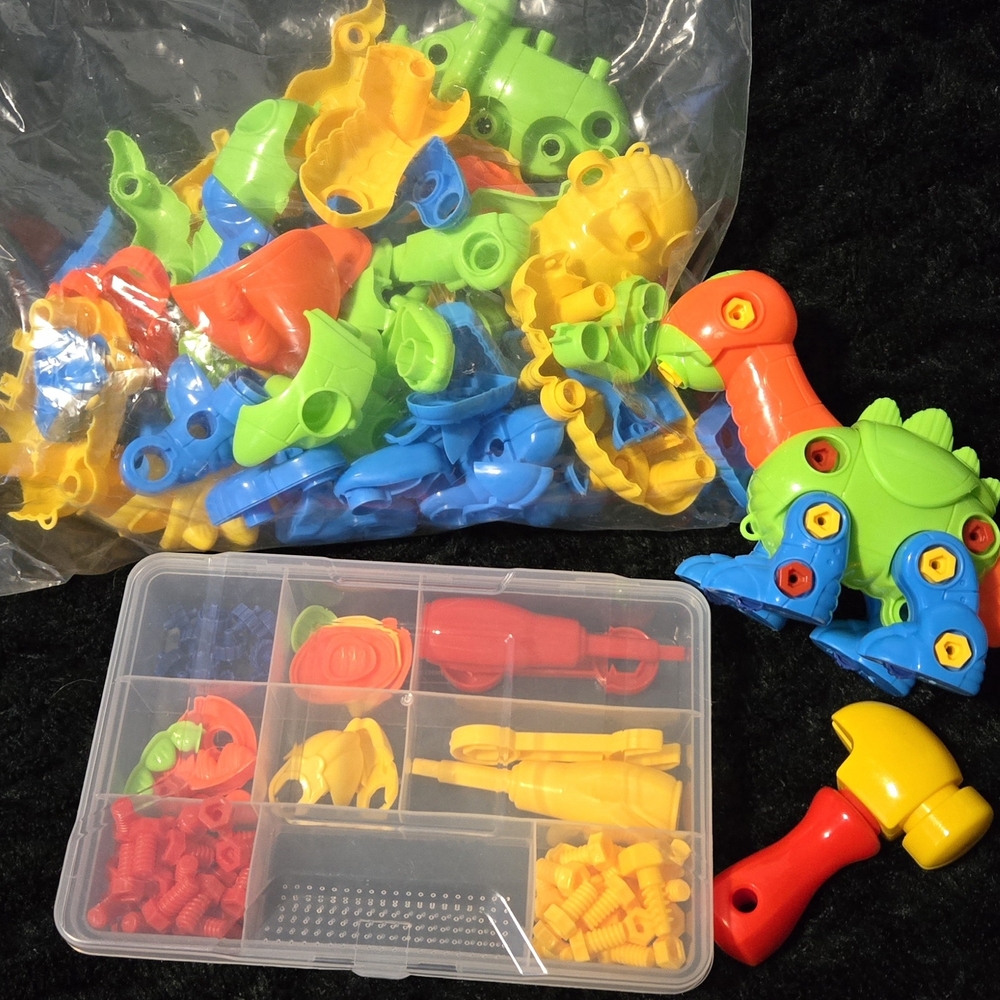 Colorful Dinosaur Building Toy Set (STEM)